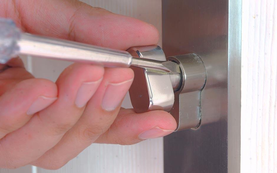 changer un barillet Levallois-Perret